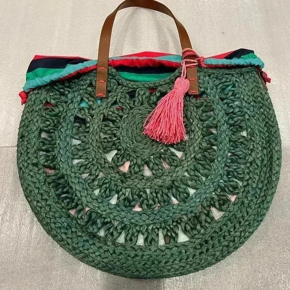 White Stuff Green Crochet Beach Tote with Lining - Picture 2 of 8